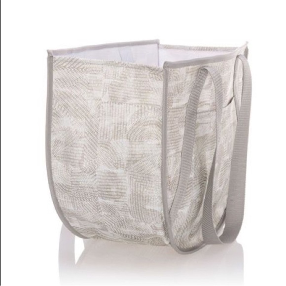 Thirty-one Desert Dash Round Utility Tote for storage and organization - Picture 2 of 6